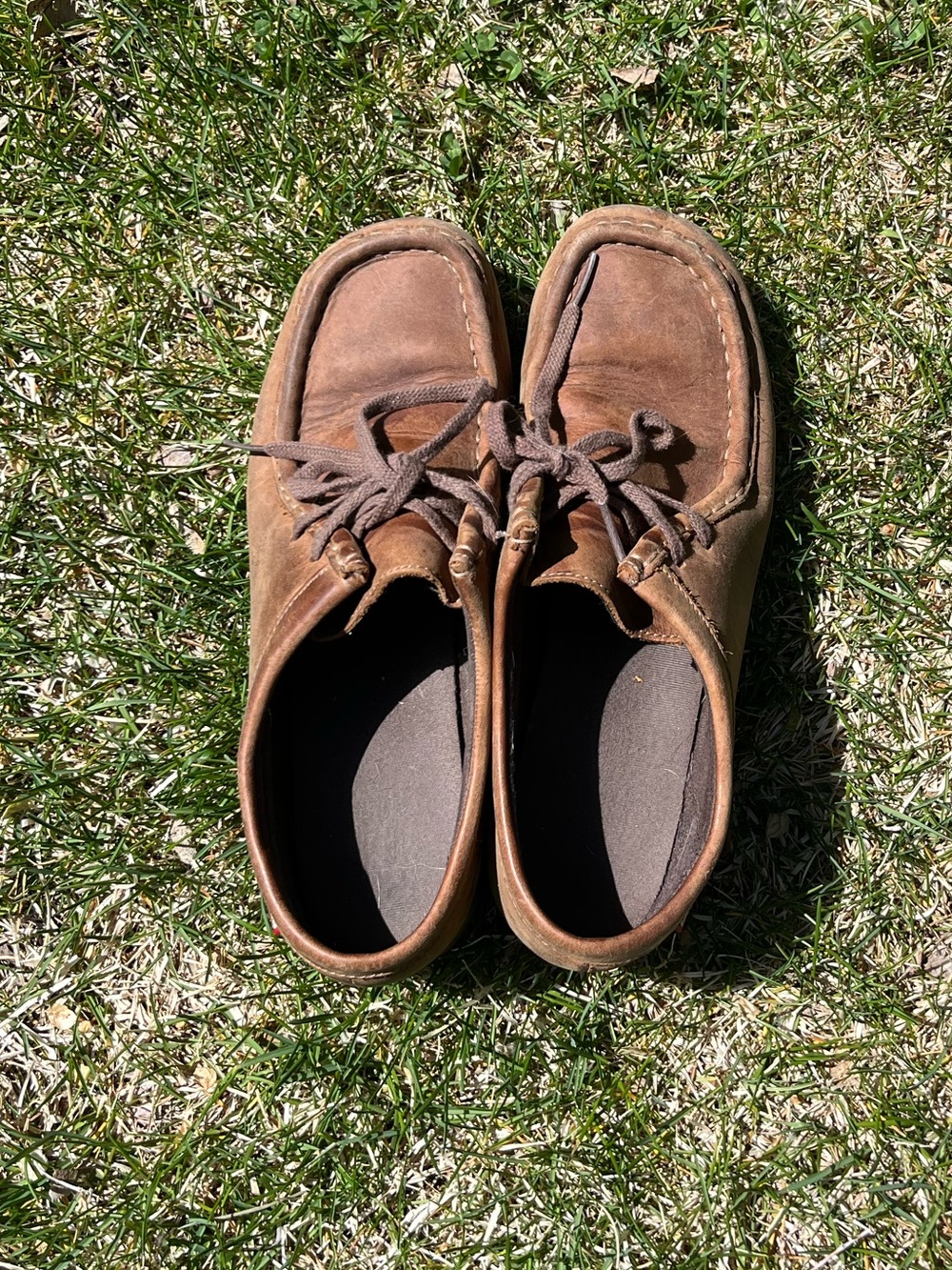 Original Women’s Clarks Wallabee Size 9